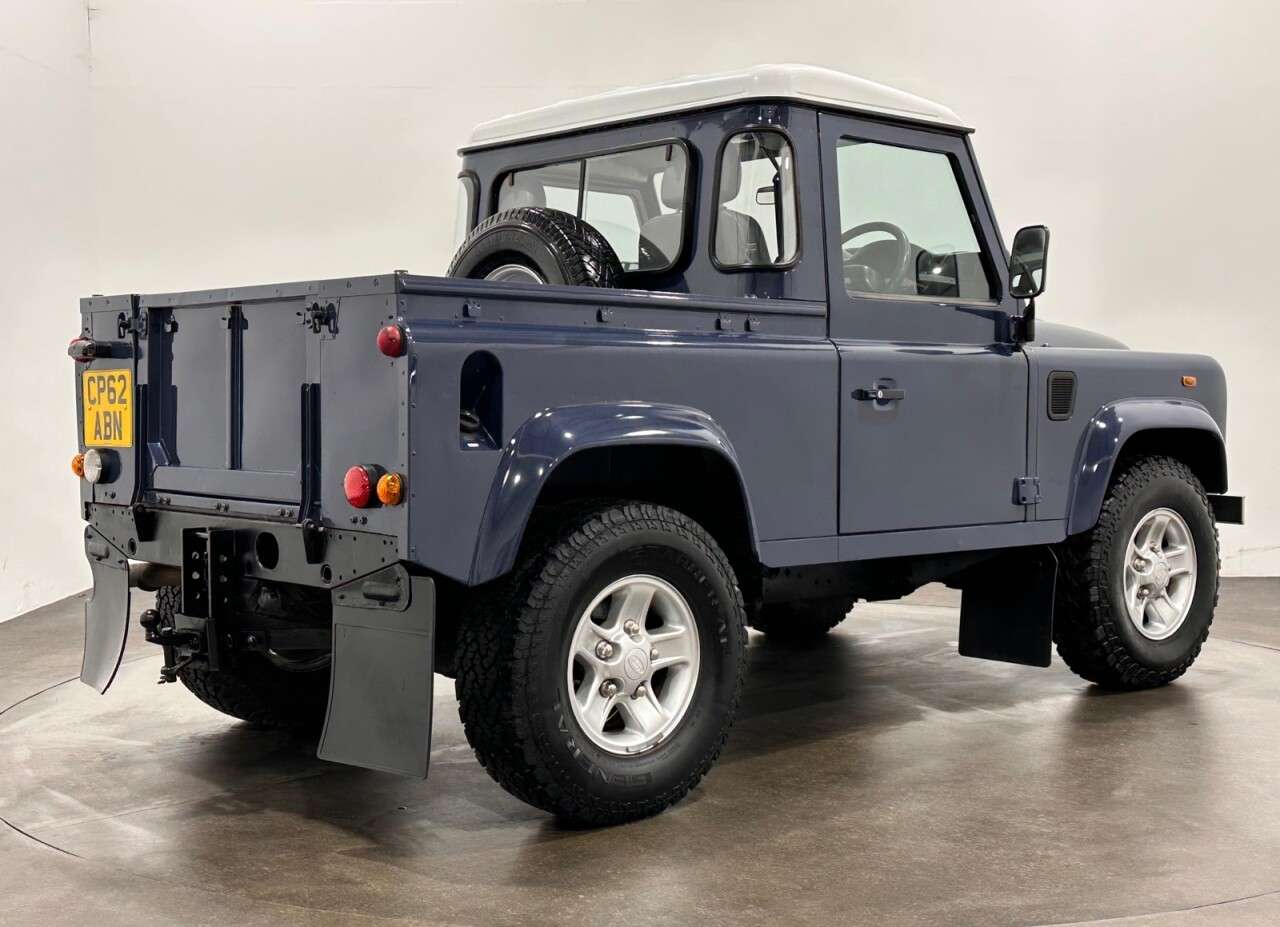 2012 LAND ROVER DEFENDER 2012 LAND ROVER DEFENDER