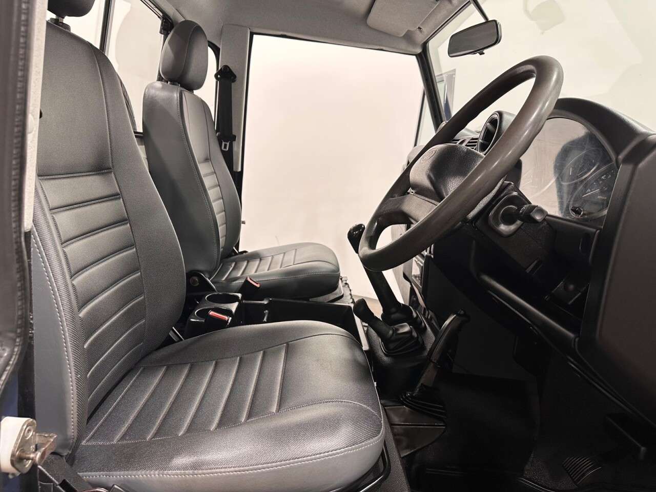 2012 LAND ROVER DEFENDER 2012 LAND ROVER DEFENDER