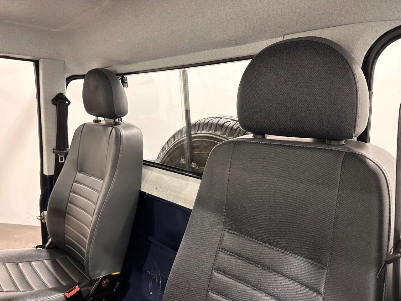 2012 LAND ROVER DEFENDER 2012 LAND ROVER DEFENDER