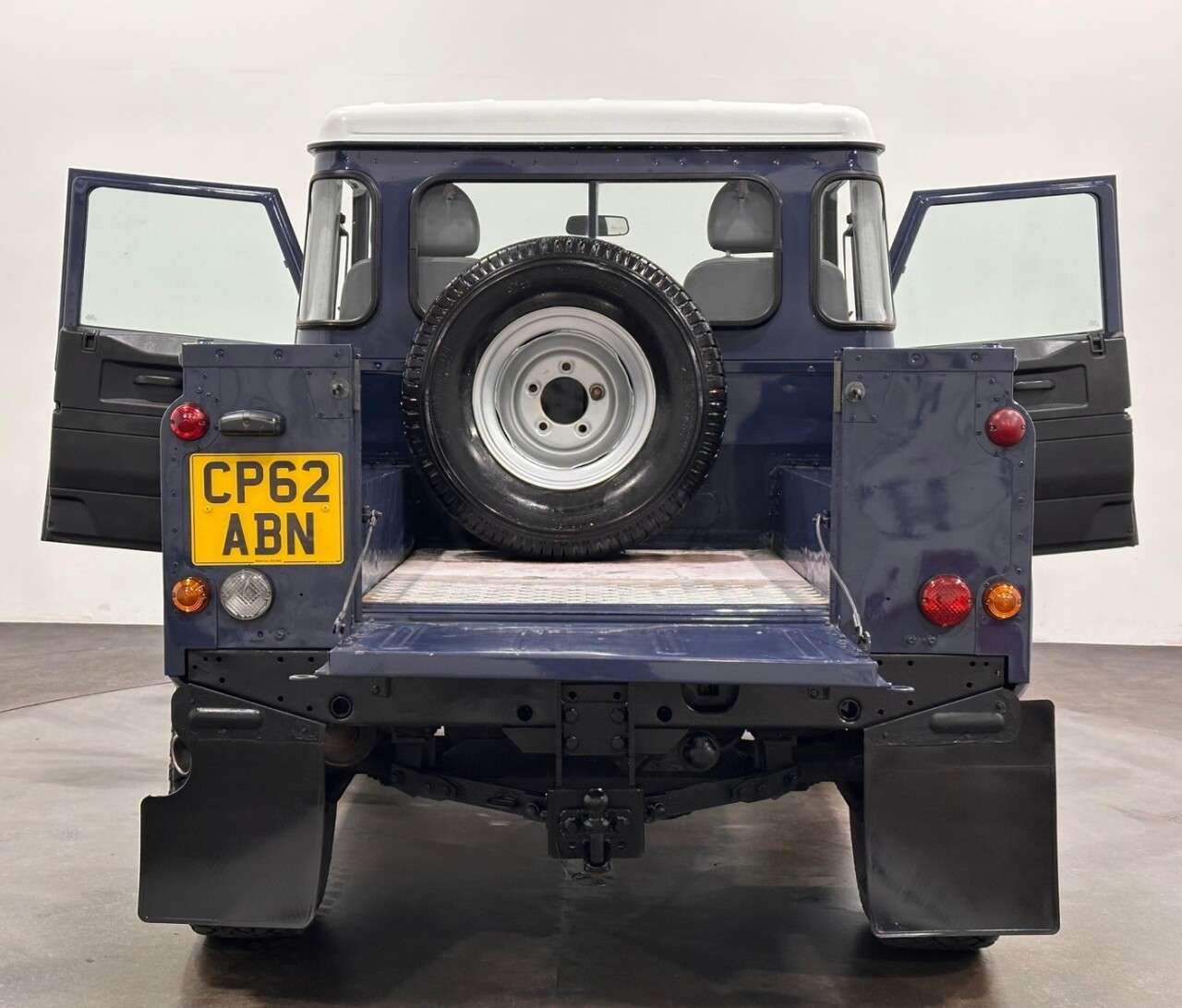 2012 LAND ROVER DEFENDER 2012 LAND ROVER DEFENDER