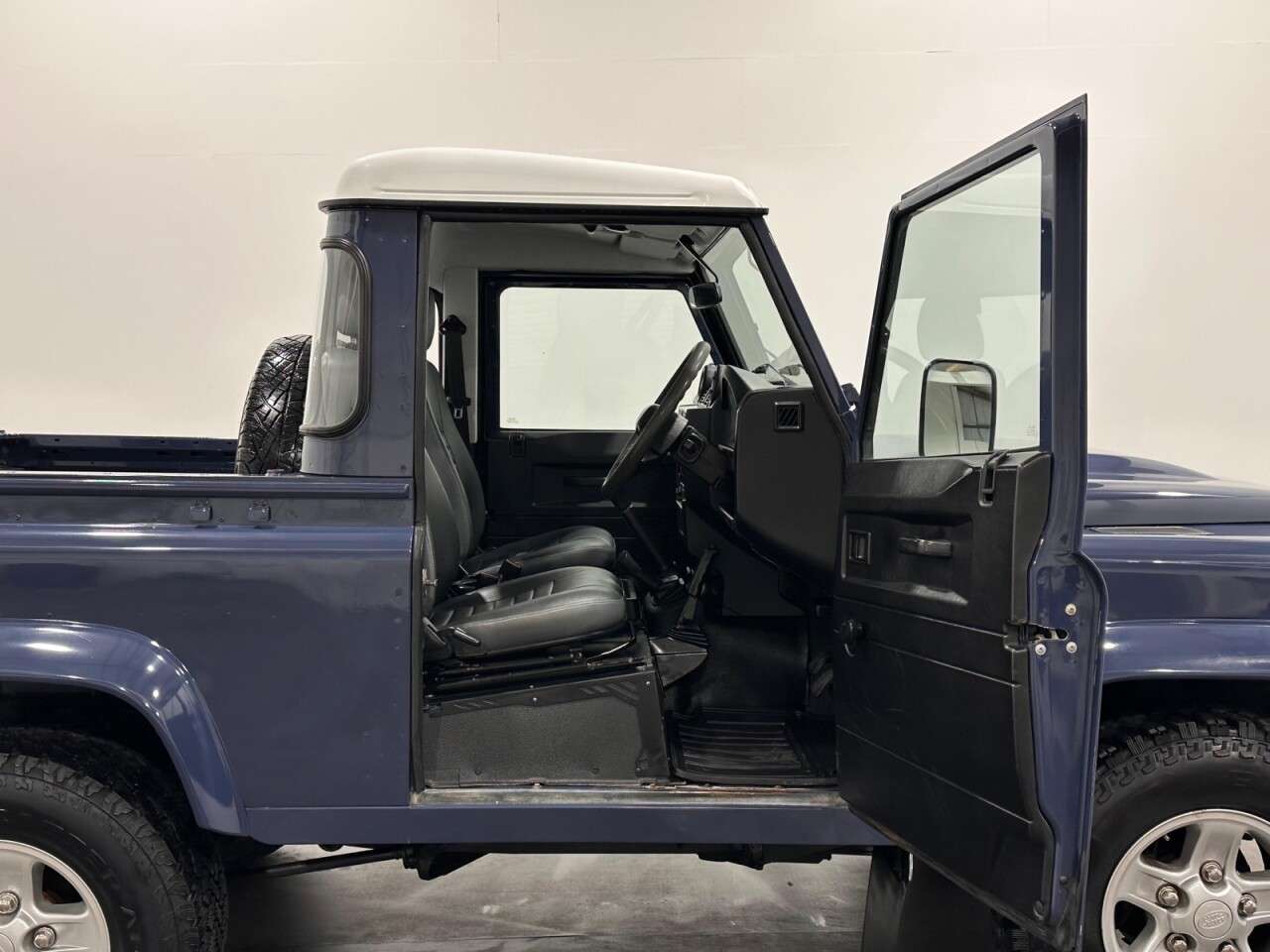 2012 LAND ROVER DEFENDER 2012 LAND ROVER DEFENDER