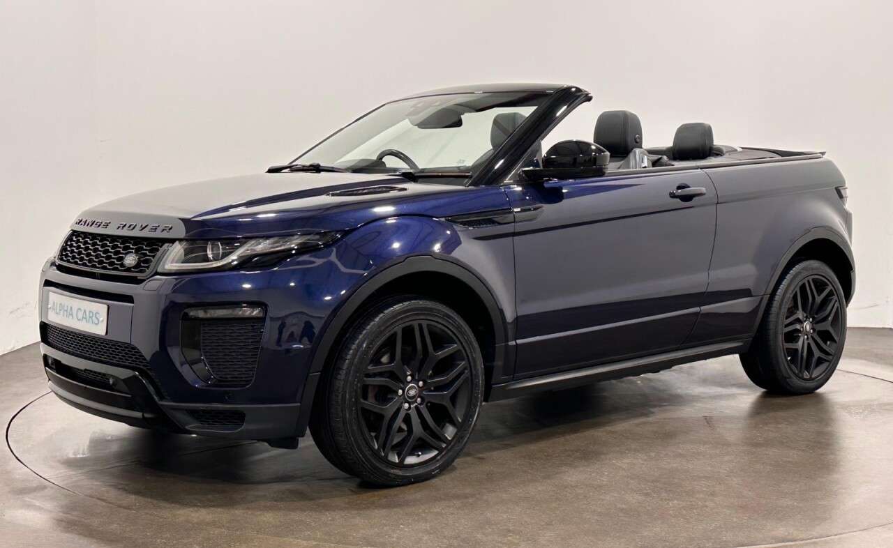 A 2018 LAND ROVER RANGE ROVER EVOQUE 2.0 TD4 HSE Dynamic Convertible 2dr Diesel Auto 4WD Euro 6 (s/s) (180 ps) 1 A 2018 LAND ROVER RANGE ROVER EVOQUE 2.0 TD4 HSE Dynamic Convertible 2dr Diesel Auto 4WD Euro 6 (s/s) (180 ps) 1