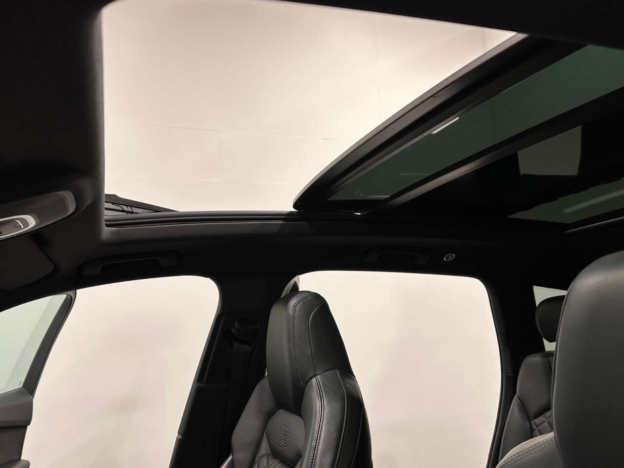 2017 AUDI SQ7 2017 AUDI SQ7