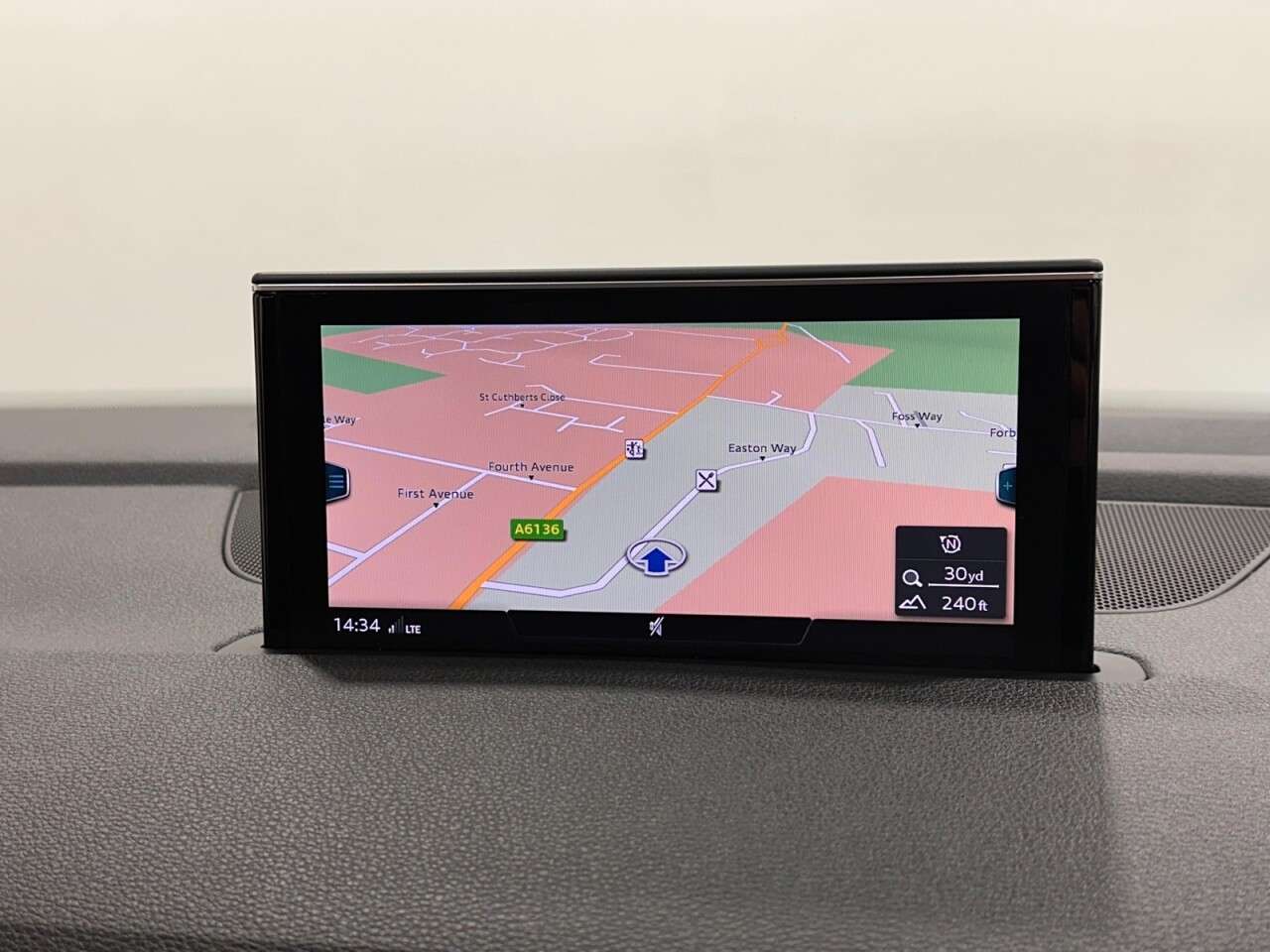 2017 AUDI SQ7 2017 AUDI SQ7