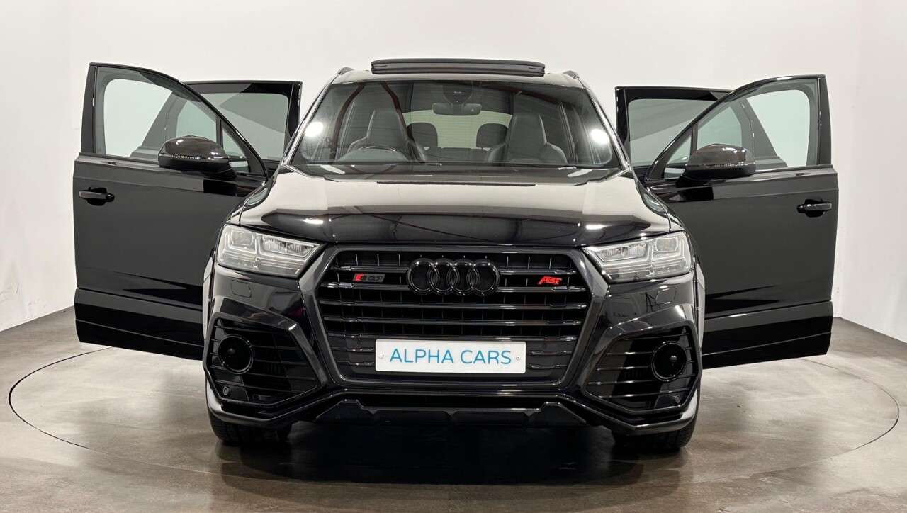 2017 AUDI SQ7 2017 AUDI SQ7