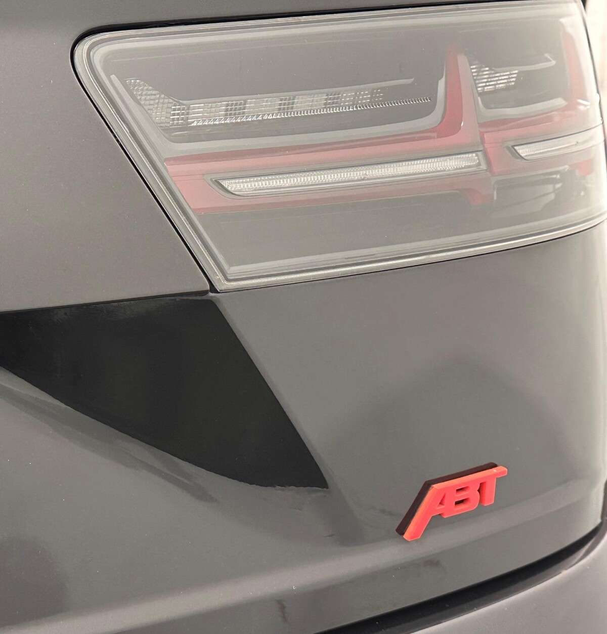 2017 AUDI SQ7 2017 AUDI SQ7