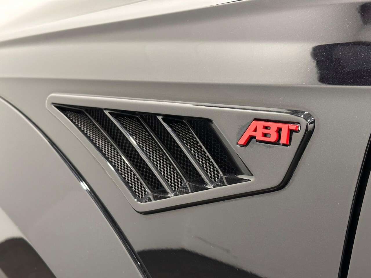 2017 AUDI SQ7 2017 AUDI SQ7