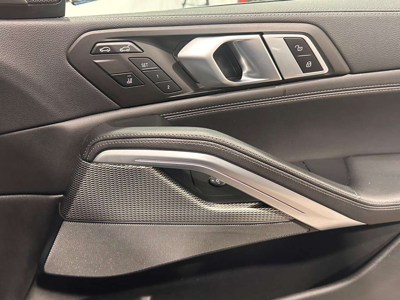 2020 BMW X6 2020 BMW X6