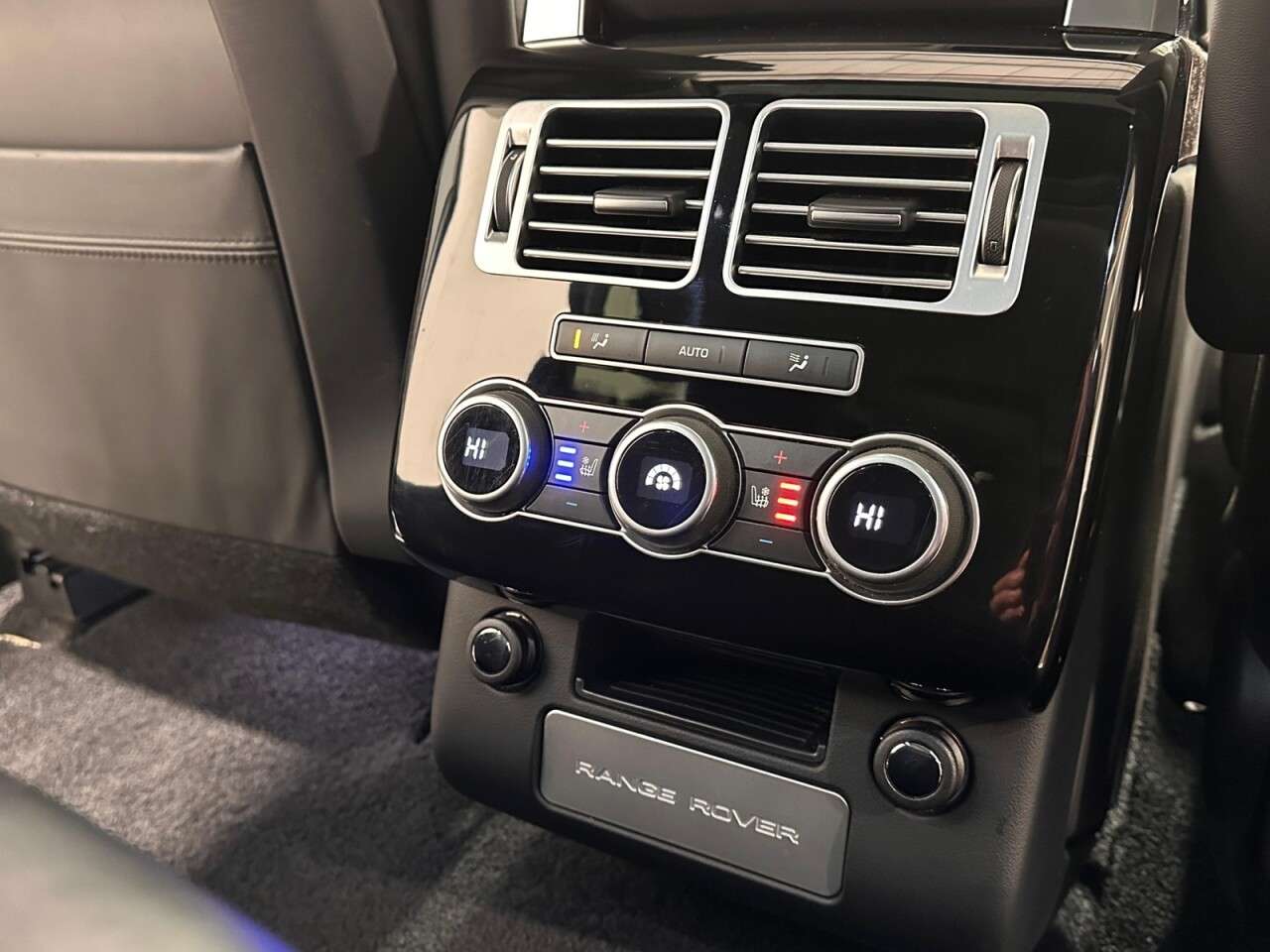 2018 LAND ROVER RANGE ROVER 2018 LAND ROVER RANGE ROVER