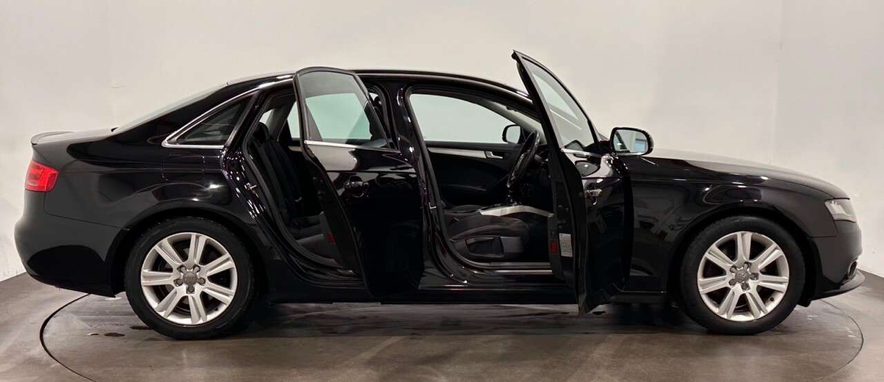 2011 AUDI A4 2011 AUDI A4