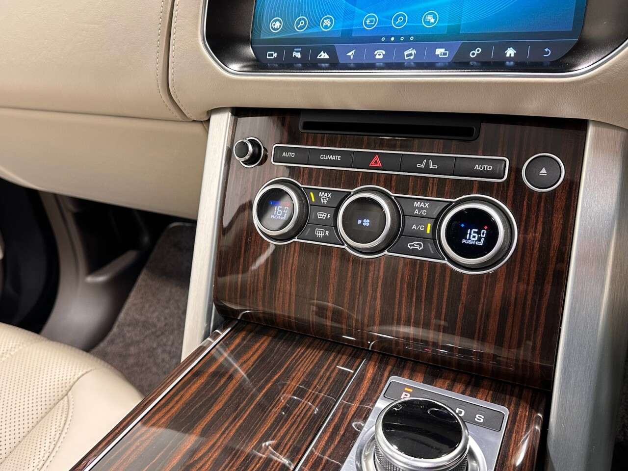 2017 LAND ROVER RANGE ROVER 2017 LAND ROVER RANGE ROVER