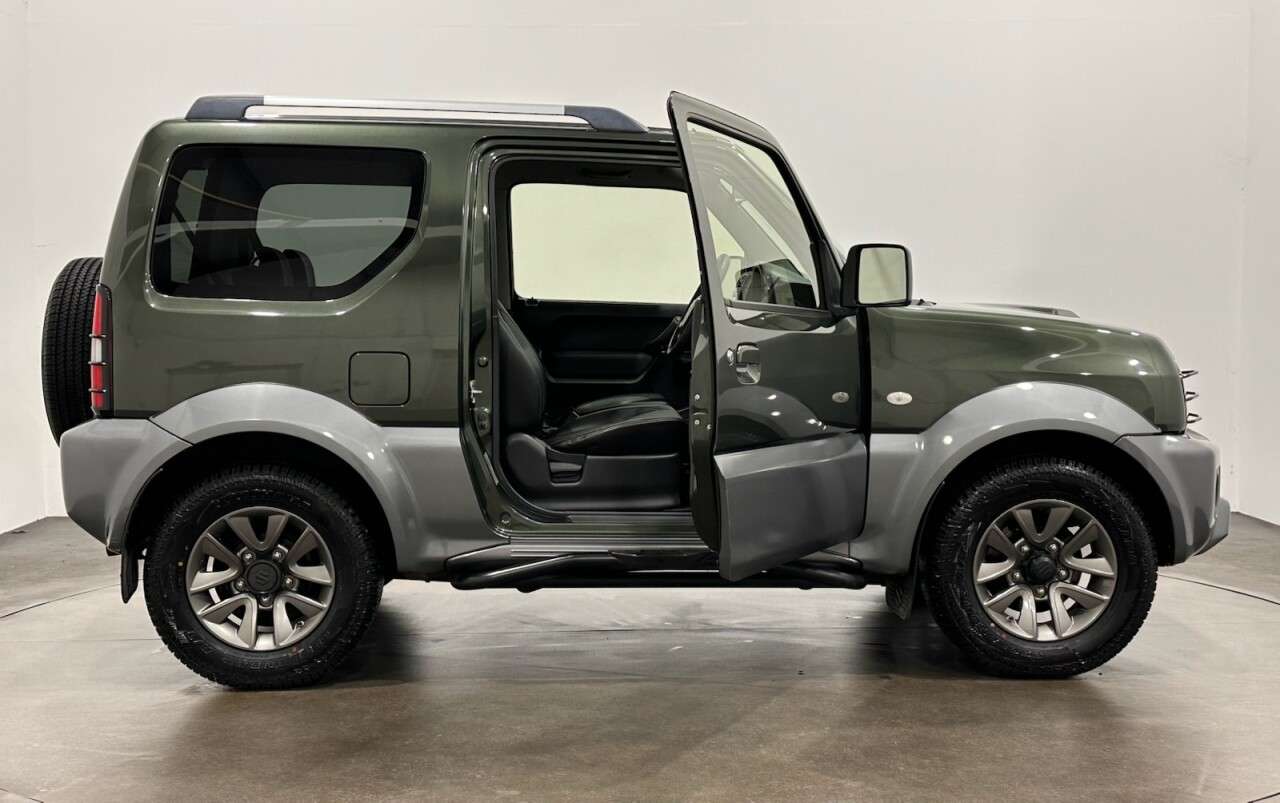 2017 SUZUKI JIMNY 2017 SUZUKI JIMNY