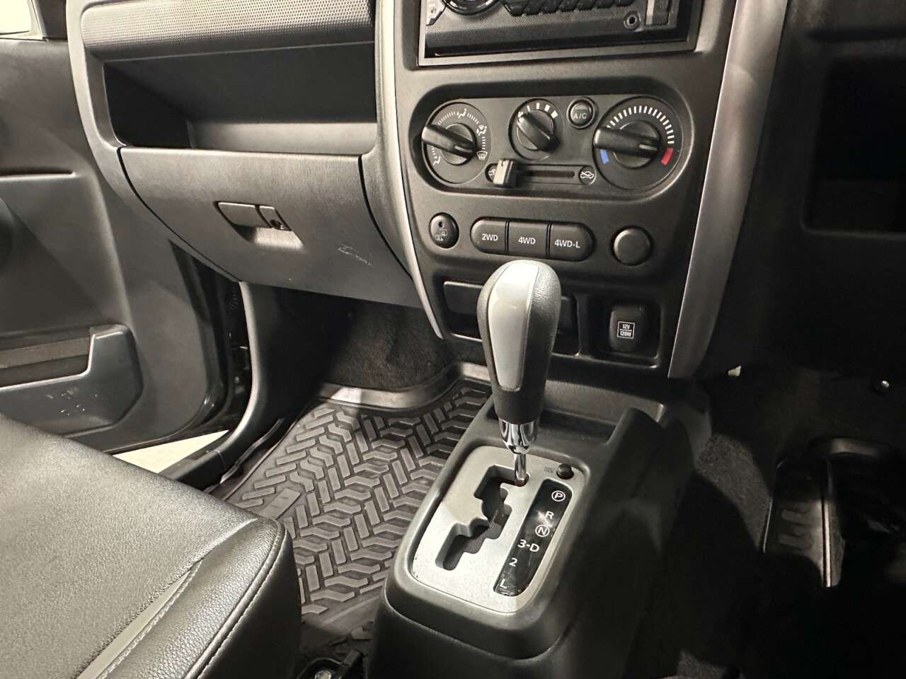 2017 SUZUKI JIMNY 2017 SUZUKI JIMNY