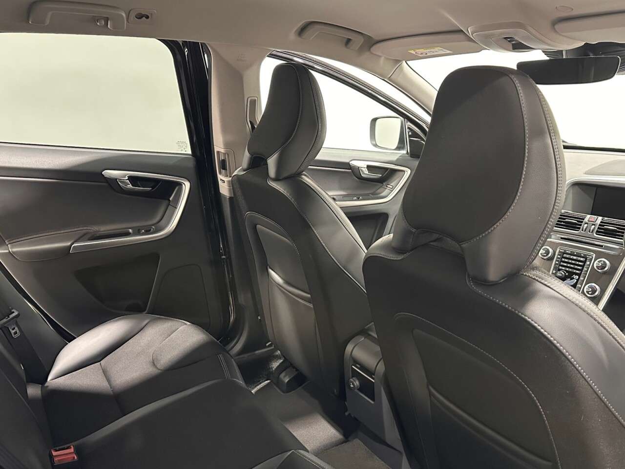 2015 VOLVO XC60 2015 VOLVO XC60