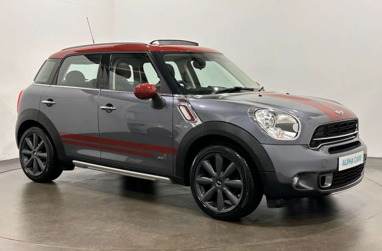 A 2015 MINI COUNTRYMAN 1.6 Cooper S Park Lane SUV 5dr Petrol Automatic ALL4 Euro 6 (s/s) (190 ps) A 2015 MINI COUNTRYMAN 1.6 Cooper S Park Lane SUV 5dr Petrol Automatic ALL4 Euro 6 (s/s) (190 ps)