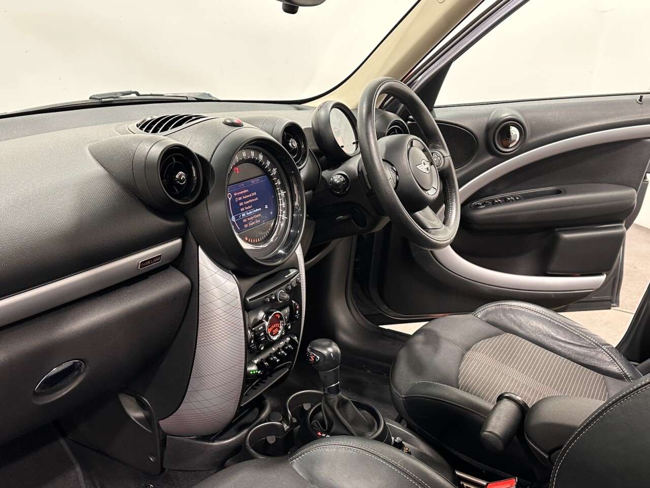 2015 MINI COUNTRYMAN 2015 MINI COUNTRYMAN