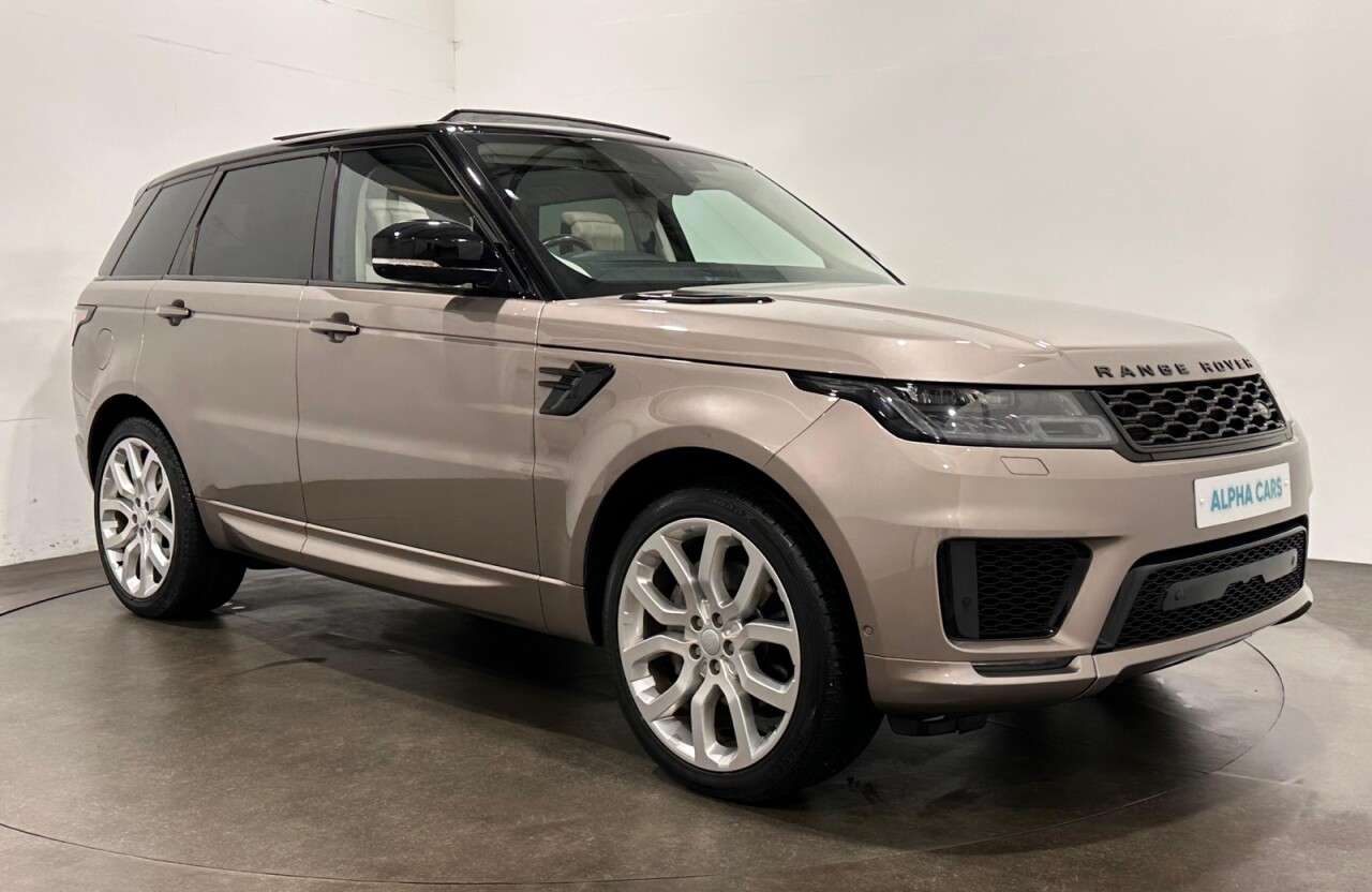A 2022 LAND ROVER RANGE ROVER SPORT 3.0 D300 MHEV Autobiography Dynamic SUV 5dr Diesel Auto 4WD Euro 6 (s/s) (3 A 2022 LAND ROVER RANGE ROVER SPORT 3.0 D300 MHEV Autobiography Dynamic SUV 5dr Diesel Auto 4WD Euro 6 (s/s) (3