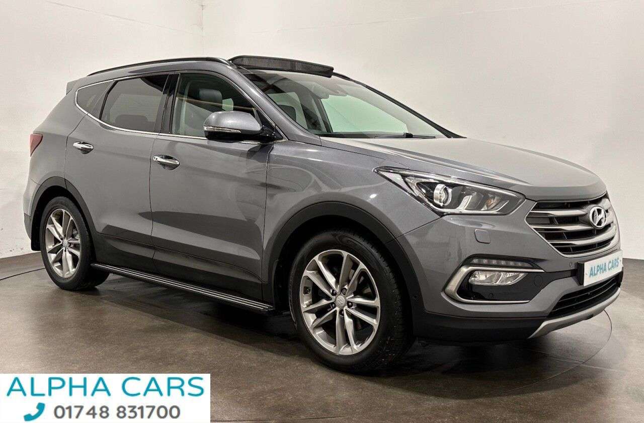 A 2016 HYUNDAI SANTA FE 2.2 CRDi Blue Drive Premium SE SUV 5dr Diesel Auto 4WD Euro 6 (s/s) (7 Seat A 2016 HYUNDAI SANTA FE 2.2 CRDi Blue Drive Premium SE SUV 5dr Diesel Auto 4WD Euro 6 (s/s) (7 Seat