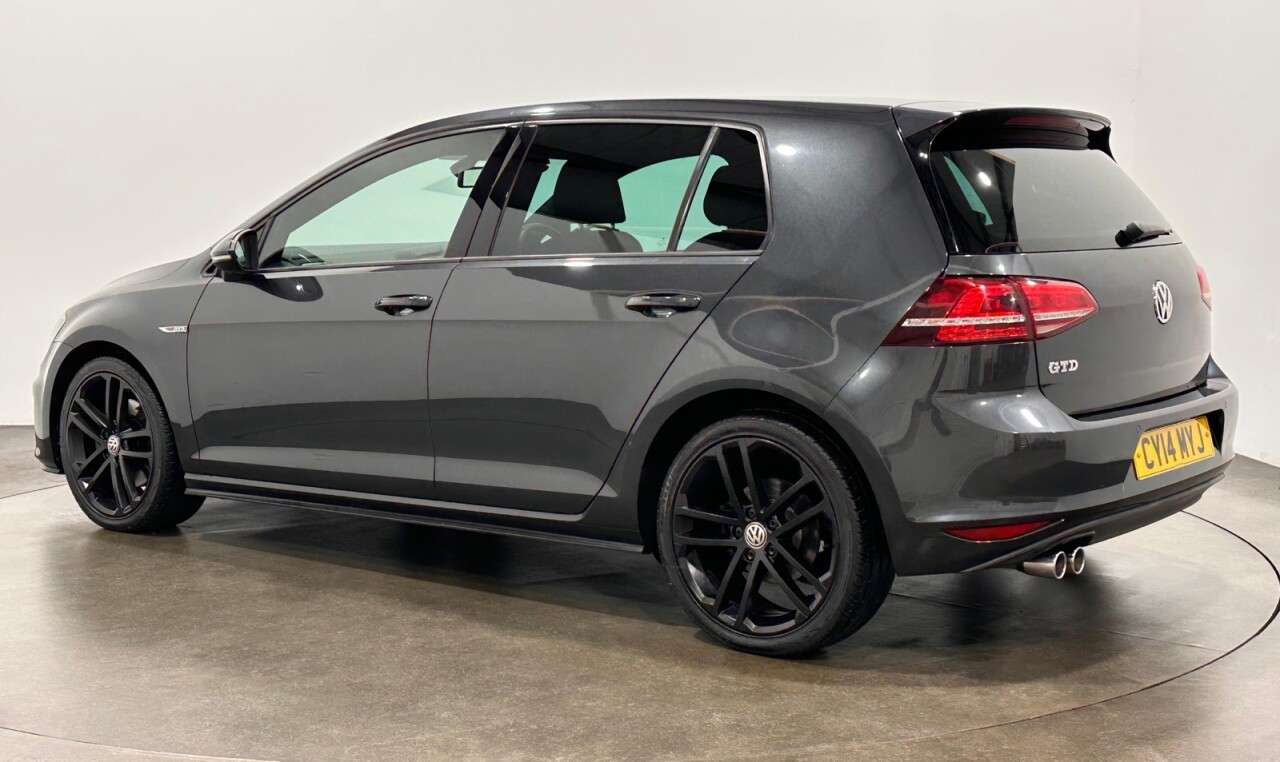 A 2014 VOLKSWAGEN GOLF 2.0 TDI BlueMotion Tech GTD Hatchback 5dr Diesel Manual Euro 6 (s/s) (184 p A 2014 VOLKSWAGEN GOLF 2.0 TDI BlueMotion Tech GTD Hatchback 5dr Diesel Manual Euro 6 (s/s) (184 p