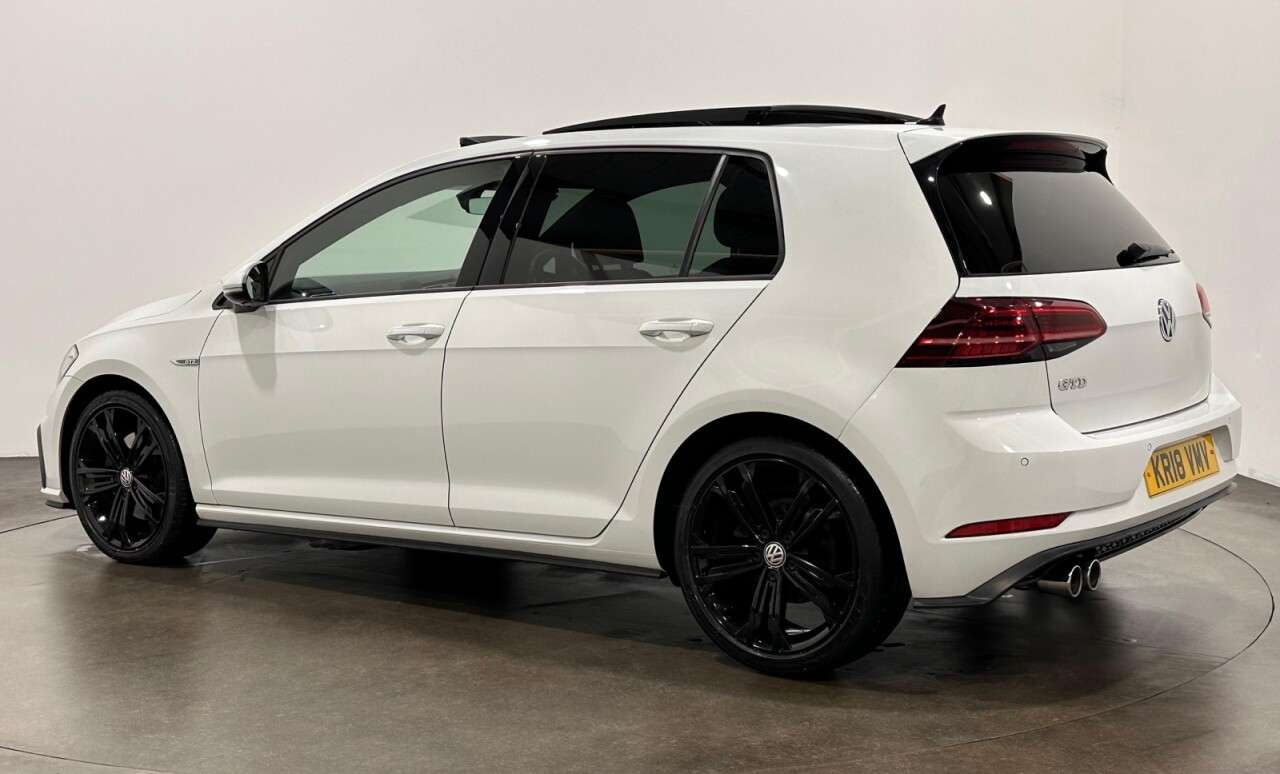 A 2018 VOLKSWAGEN GOLF 2.0 TDI GTD Hatchback 5dr Diesel DSG Euro 6 (s/s) (184 ps) Full Learther In A 2018 VOLKSWAGEN GOLF 2.0 TDI GTD Hatchback 5dr Diesel DSG Euro 6 (s/s) (184 ps) Full Learther In