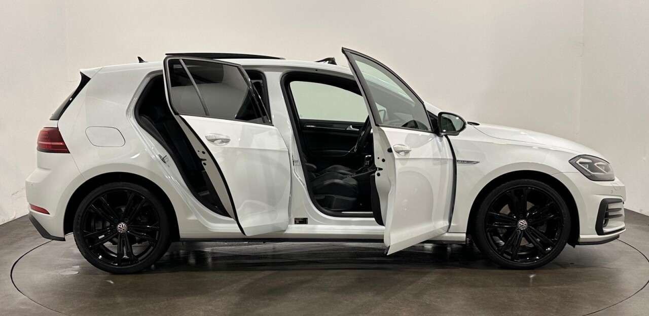 2018 VOLKSWAGEN GOLF 2018 VOLKSWAGEN GOLF