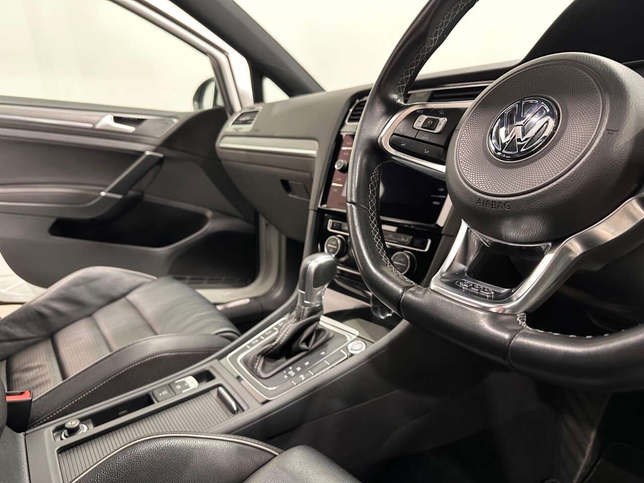 2018 VOLKSWAGEN GOLF 2018 VOLKSWAGEN GOLF