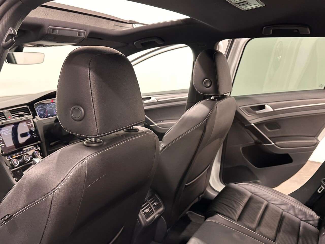 2018 VOLKSWAGEN GOLF 2018 VOLKSWAGEN GOLF