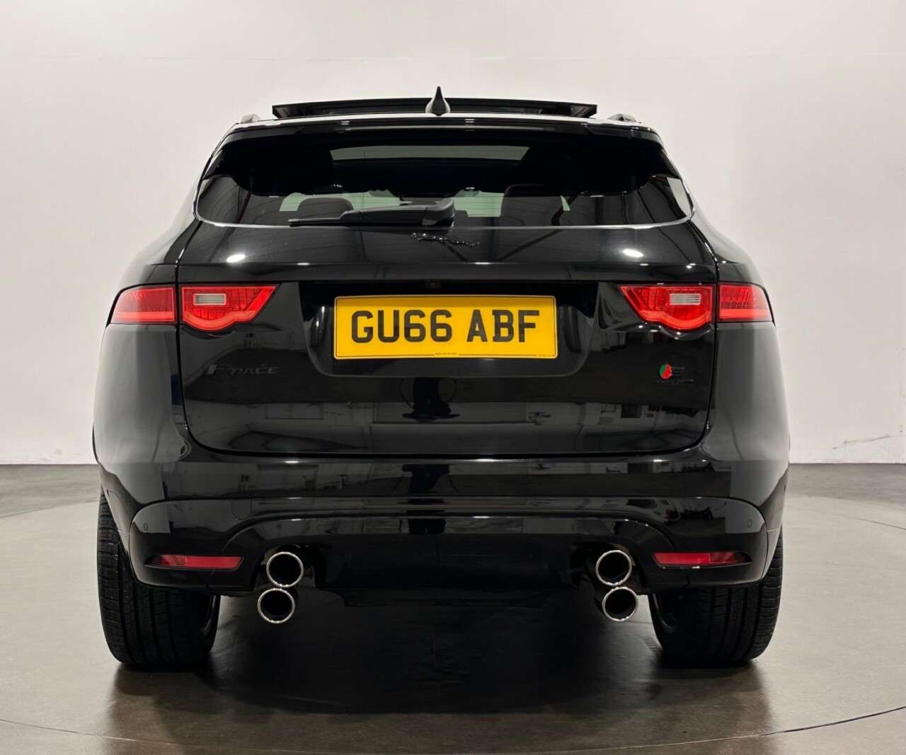 2016 JAGUAR F-PACE 2016 JAGUAR F-PACE