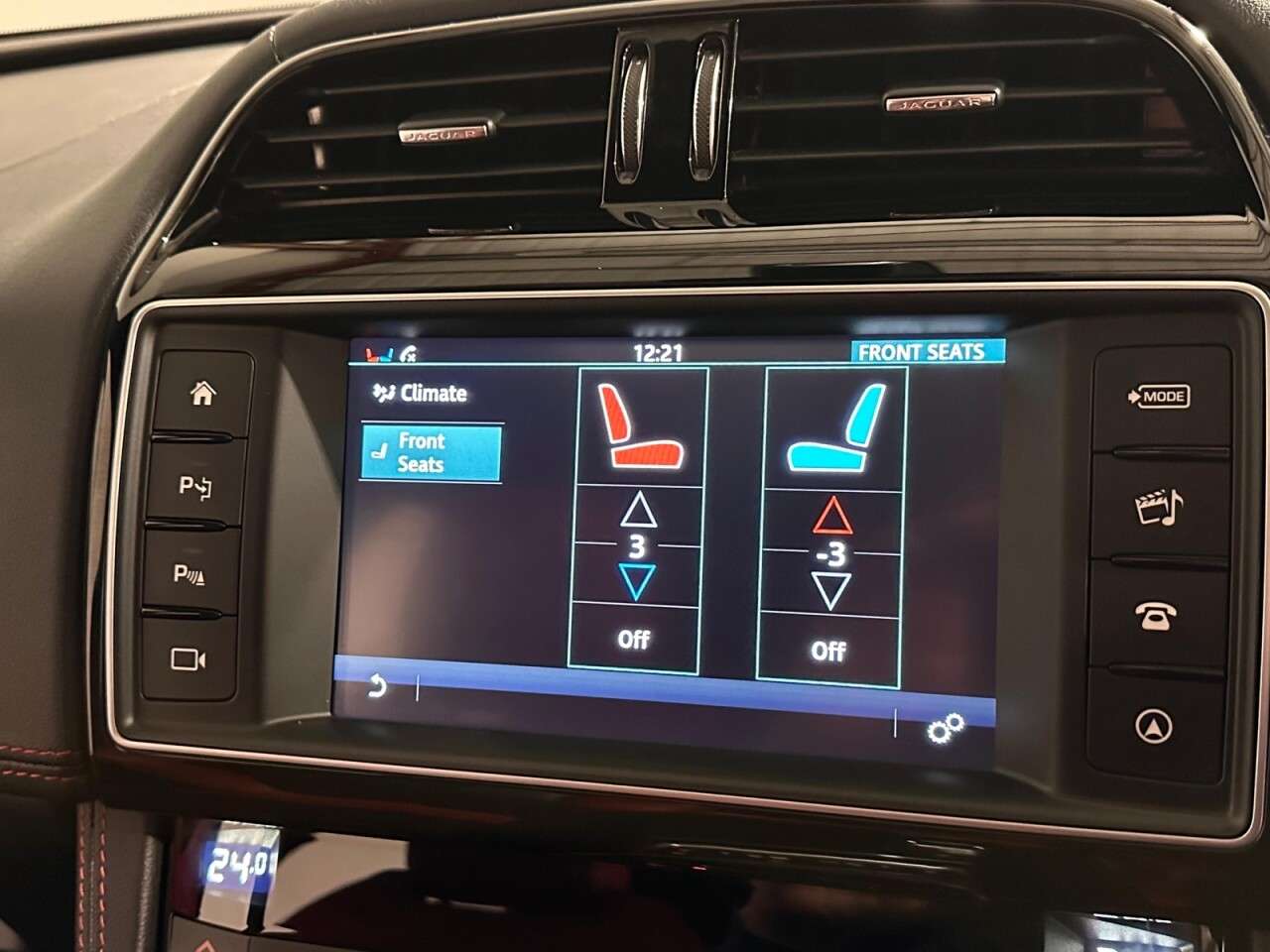 2016 JAGUAR F-PACE 2016 JAGUAR F-PACE