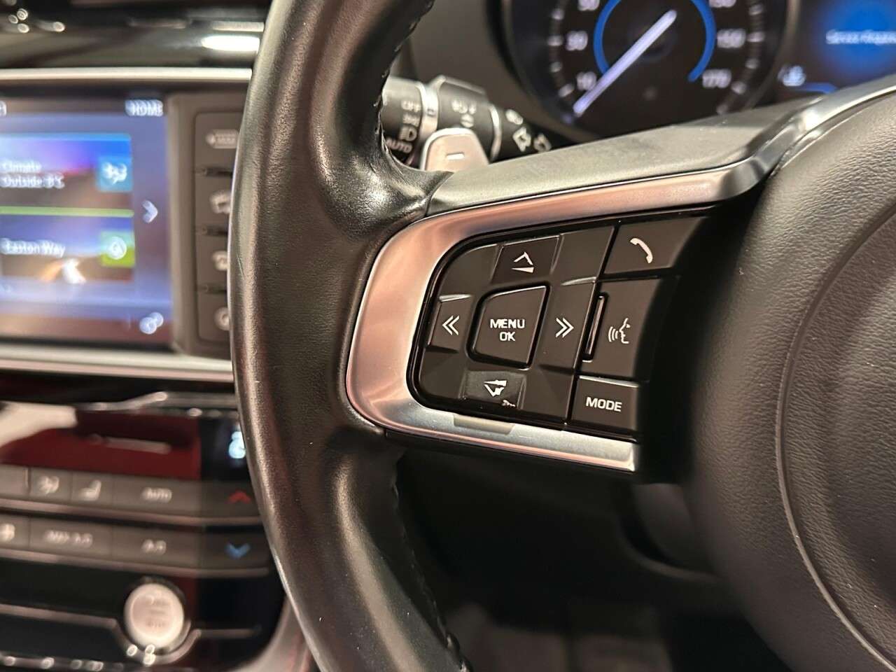 2016 JAGUAR F-PACE 2016 JAGUAR F-PACE