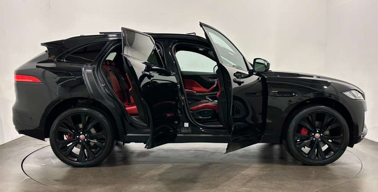 2016 JAGUAR F-PACE 2016 JAGUAR F-PACE