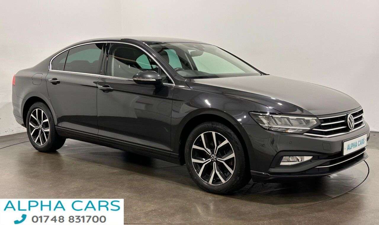 A 2020 VOLKSWAGEN PASSAT 2.0 TDI EVO SEL Saloon 4dr Diesel DSG Euro 6 (s/s) (150 ps) Full Leather Se A 2020 VOLKSWAGEN PASSAT 2.0 TDI EVO SEL Saloon 4dr Diesel DSG Euro 6 (s/s) (150 ps) Full Leather Se