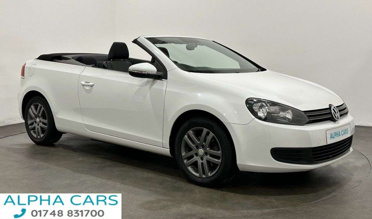 A 2012 VOLKSWAGEN GOLF 1.6 TDI BlueMotion Tech S Cabriolet 2dr Diesel Manual Euro 5 (s/s) (105 ps) A 2012 VOLKSWAGEN GOLF 1.6 TDI BlueMotion Tech S Cabriolet 2dr Diesel Manual Euro 5 (s/s) (105 ps)