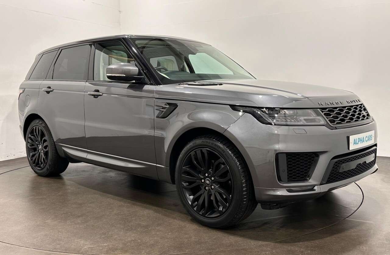 A 2018 LAND ROVER RANGE ROVER SPORT 3.0 SD V6 HSE Dynamic SUV 5dr Diesel Auto 4WD Euro 6 (s/s) (306 ps) A 2018 LAND ROVER RANGE ROVER SPORT 3.0 SD V6 HSE Dynamic SUV 5dr Diesel Auto 4WD Euro 6 (s/s) (306 ps)