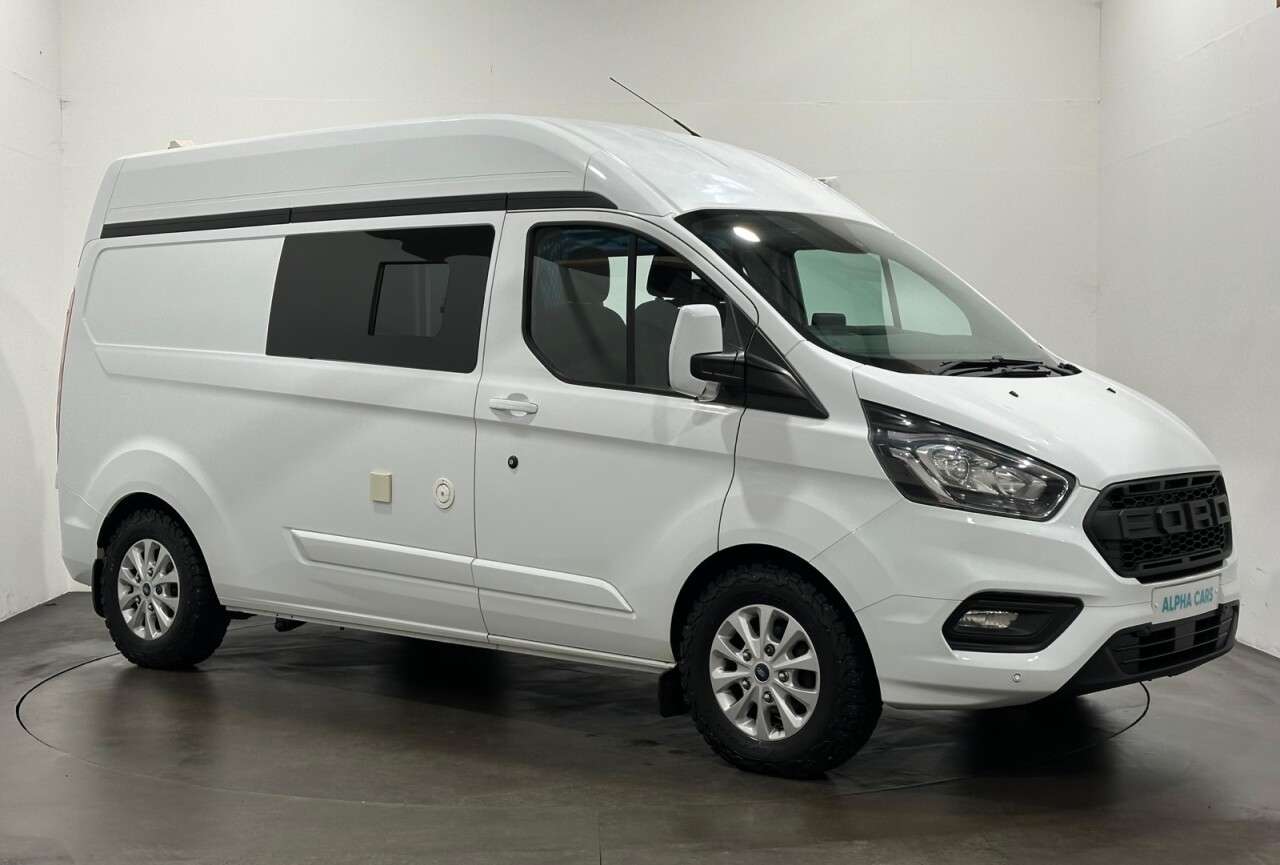 A 2018 FORD TRANSIT CUSTOM 300 LIMITED P/V L2 H2 A 2018 FORD TRANSIT CUSTOM 300 LIMITED P/V L2 H2