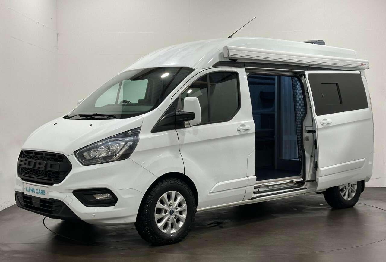 A 2018 FORD TRANSIT CUSTOM 300 LIMITED P/V L2 H2 A 2018 FORD TRANSIT CUSTOM 300 LIMITED P/V L2 H2