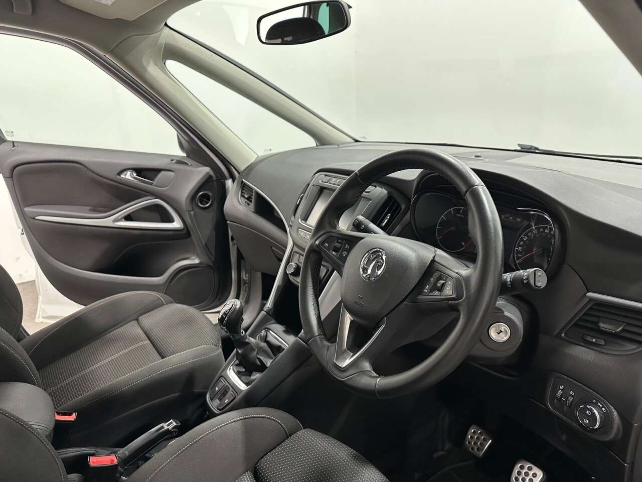 2017 VAUXHALL ZAFIRA TOURER 2017 VAUXHALL ZAFIRA TOURER