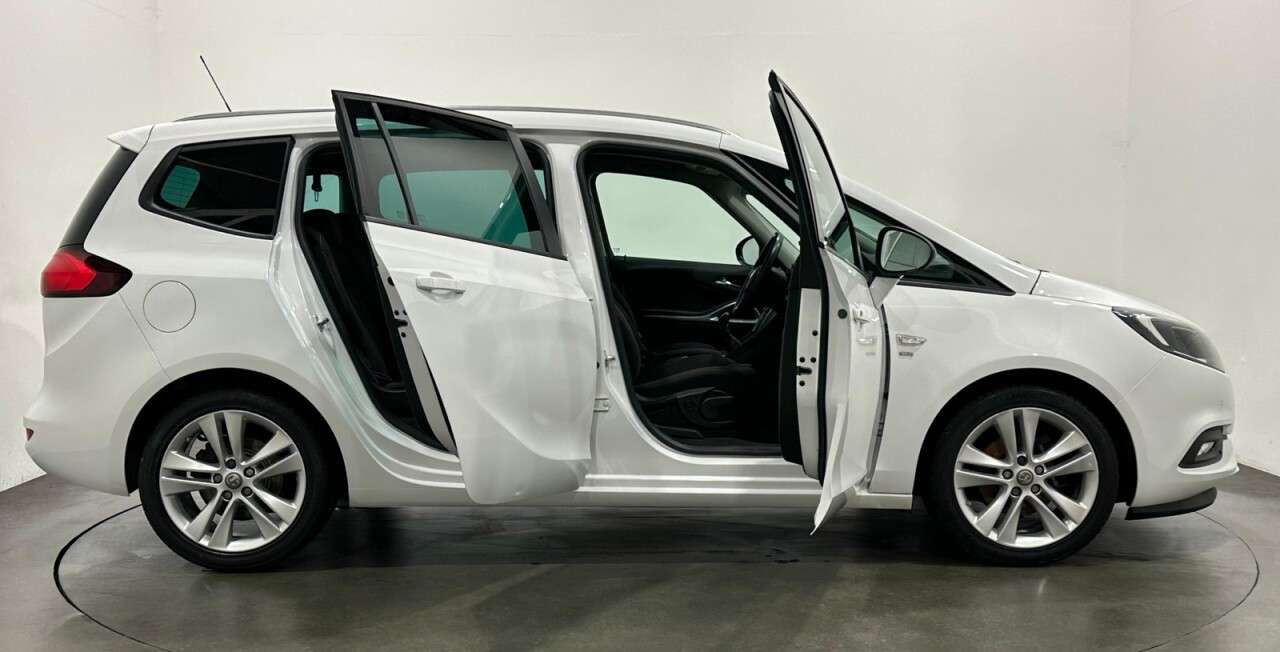 2017 VAUXHALL ZAFIRA TOURER 2017 VAUXHALL ZAFIRA TOURER
