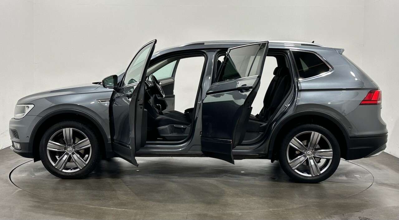 2021 VOLKSWAGEN TIGUAN ALLSPACE 2021 VOLKSWAGEN TIGUAN ALLSPACE