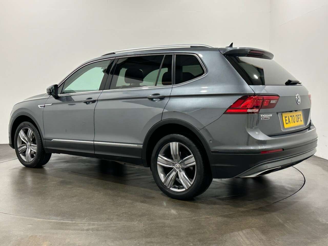 A 2021 VOLKSWAGEN TIGUAN ALLSPACE 1.5 TSI EVO Match SUV 5dr Petrol DSG Euro 6 (s/s) (150 ps) KeyLess Entry Op A 2021 VOLKSWAGEN TIGUAN ALLSPACE 1.5 TSI EVO Match SUV 5dr Petrol DSG Euro 6 (s/s) (150 ps) KeyLess Entry Op