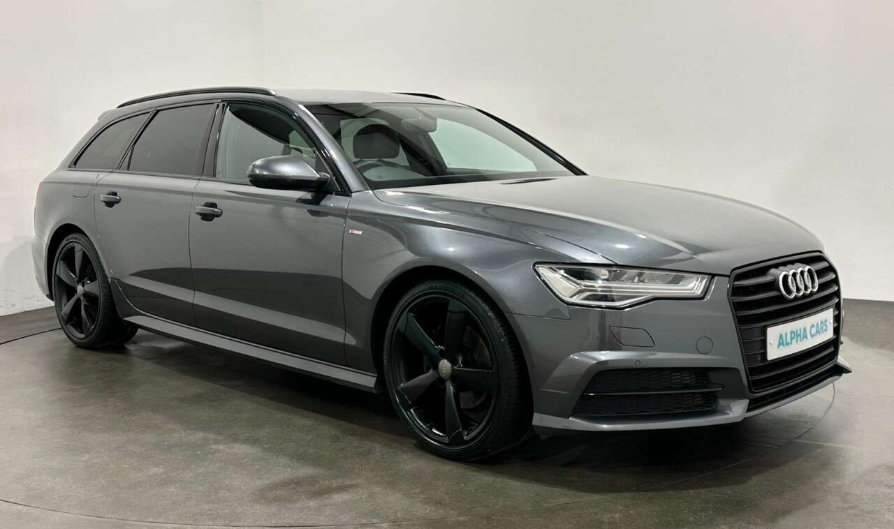 A 2015 AUDI A6 AVANT 2.0 TDI ultra Black Edition Estate 5dr Diesel S Tronic Euro 6 (s/s) (190 ps A 2015 AUDI A6 AVANT 2.0 TDI ultra Black Edition Estate 5dr Diesel S Tronic Euro 6 (s/s) (190 ps