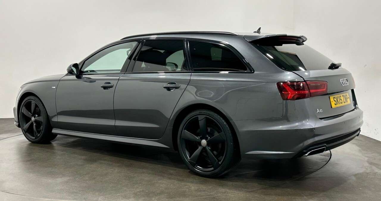 A 2015 AUDI A6 AVANT 2.0 TDI ultra Black Edition Estate 5dr Diesel S Tronic Euro 6 (s/s) (190 ps A 2015 AUDI A6 AVANT 2.0 TDI ultra Black Edition Estate 5dr Diesel S Tronic Euro 6 (s/s) (190 ps
