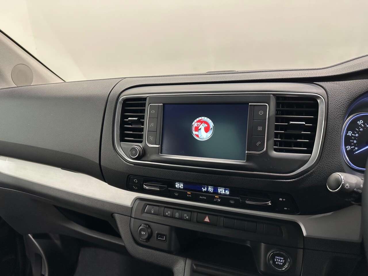 2022 VAUXHALL VIVARO 2022 VAUXHALL VIVARO