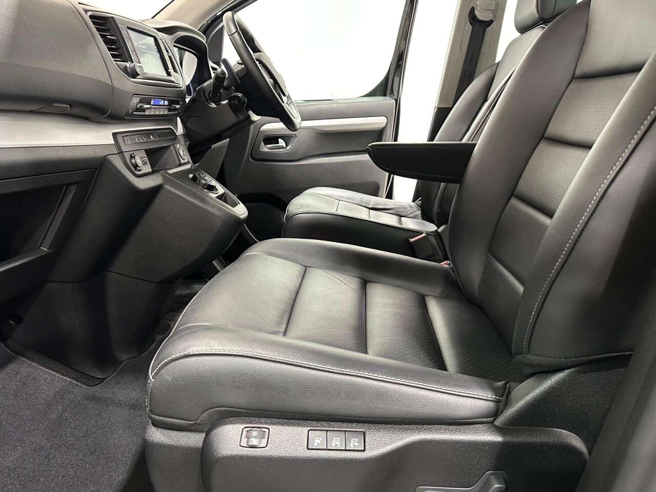 2022 VAUXHALL VIVARO 2022 VAUXHALL VIVARO