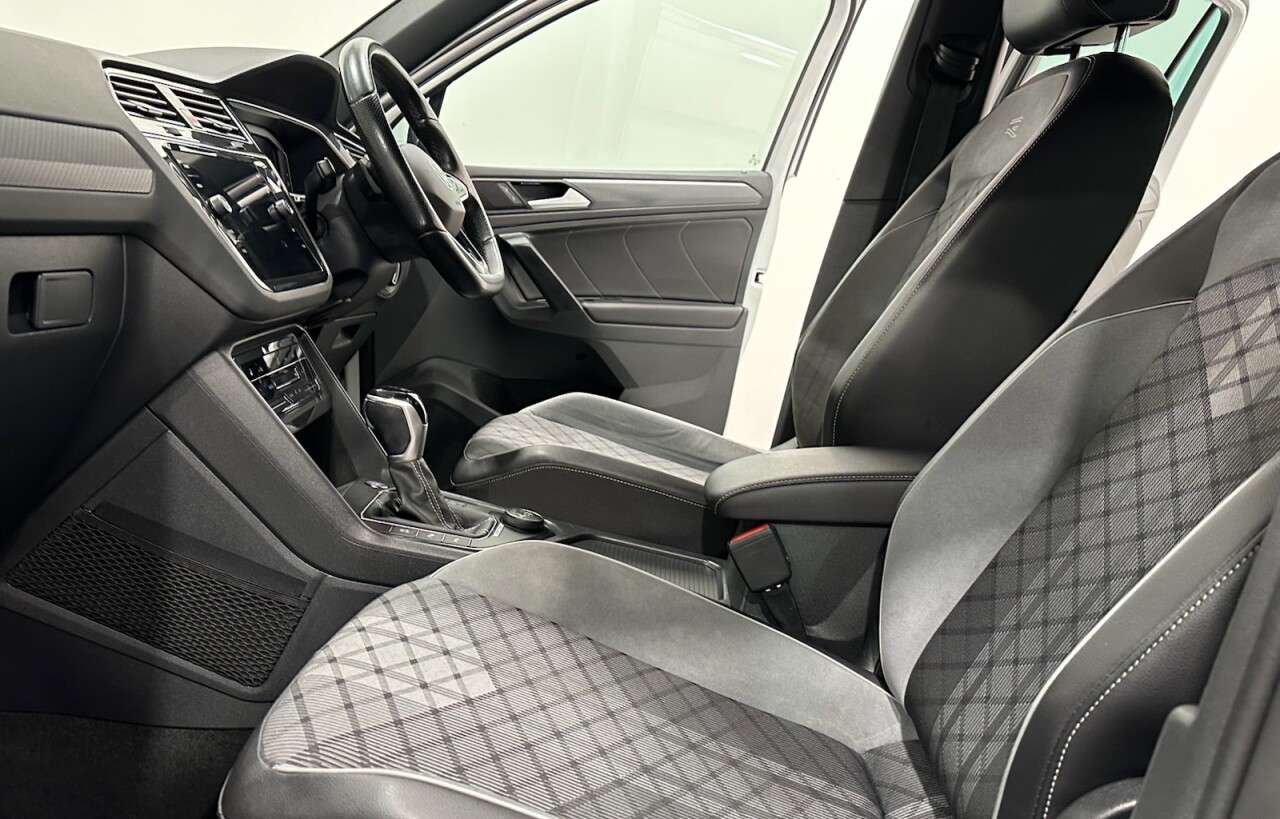 2021 VOLKSWAGEN TIGUAN 2021 VOLKSWAGEN TIGUAN