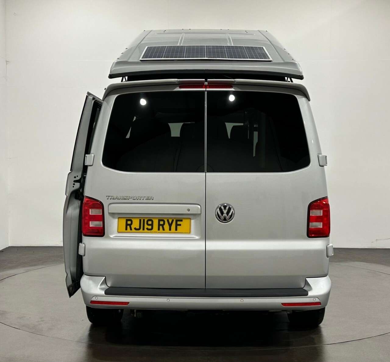 2019 VOLKSWAGEN TRANSPORTER 2019 VOLKSWAGEN TRANSPORTER