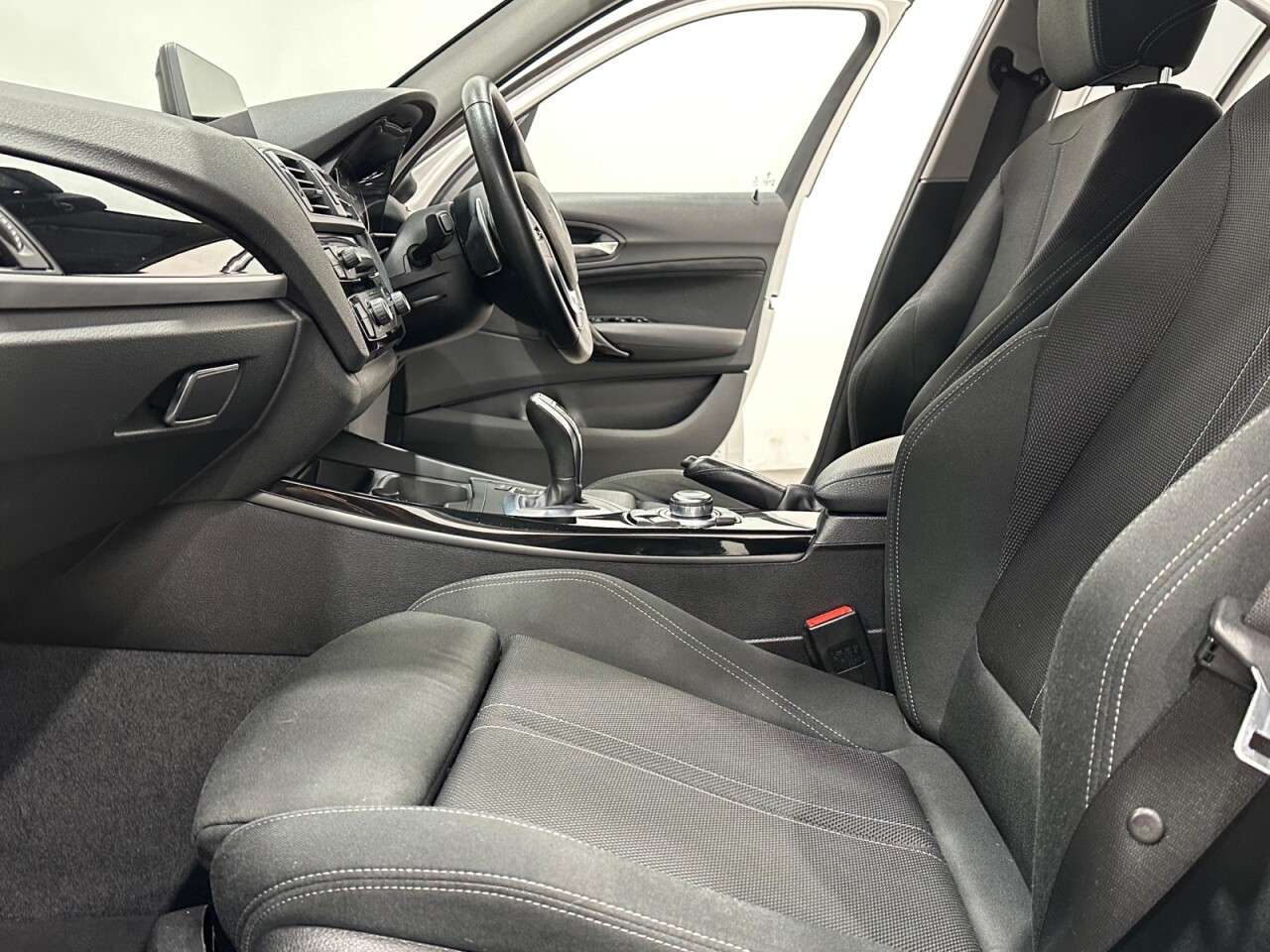 2017 BMW 1 SERIES 2017 BMW 1 SERIES