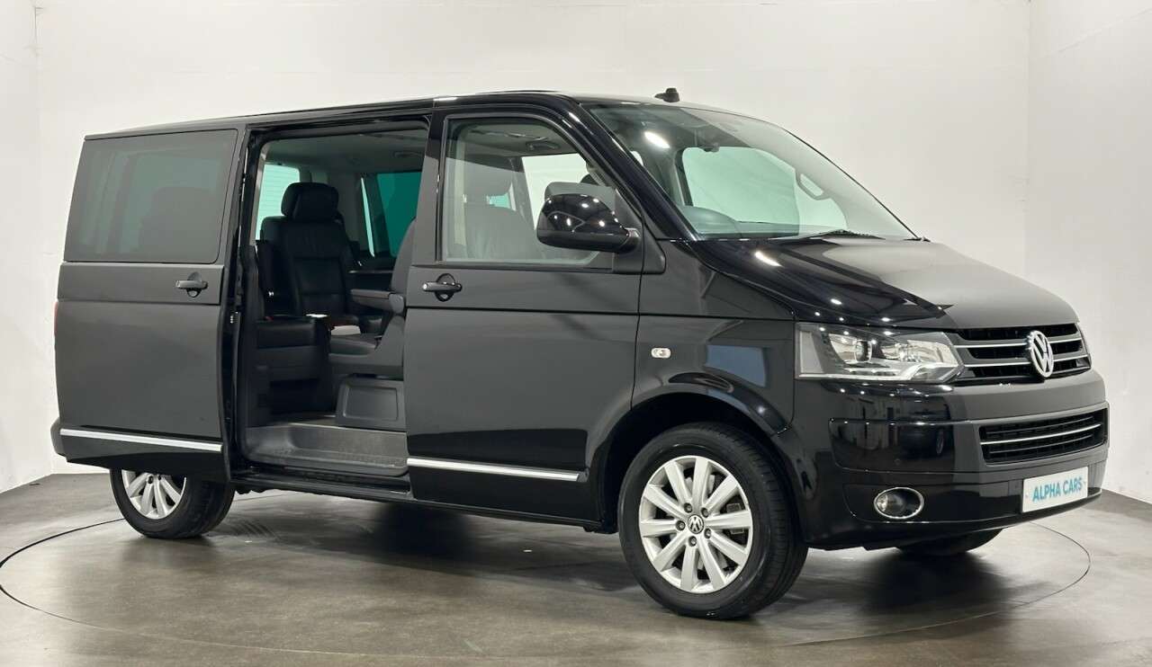 A 2013 VOLKSWAGEN CARAVELLE 2.0 BiTDI Business MPV 5dr Diesel DSG 4Motion Euro 5 (180 ps) Full Leather A 2013 VOLKSWAGEN CARAVELLE 2.0 BiTDI Business MPV 5dr Diesel DSG 4Motion Euro 5 (180 ps) Full Leather