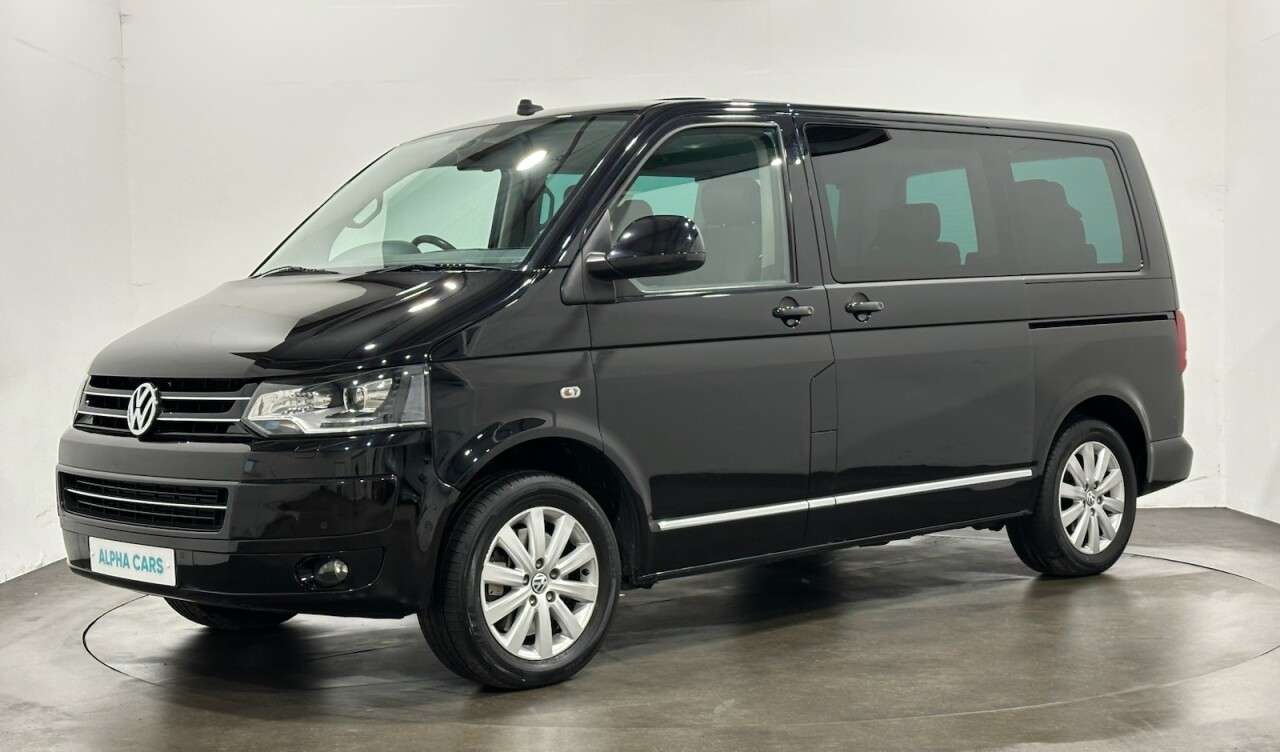 A 2013 VOLKSWAGEN CARAVELLE 2.0 BiTDI Business MPV 5dr Diesel DSG 4Motion Euro 5 (180 ps) Full Leather A 2013 VOLKSWAGEN CARAVELLE 2.0 BiTDI Business MPV 5dr Diesel DSG 4Motion Euro 5 (180 ps) Full Leather