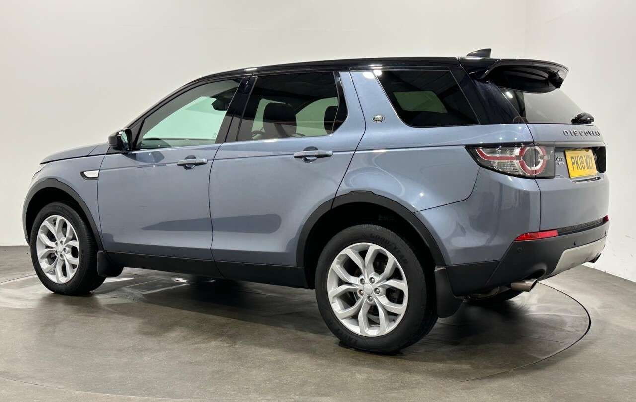 A 2018 LAND ROVER DISCOVERY SPORT 2.0 TD4 HSE SUV 5dr Diesel Auto 4WD Euro 6 (s/s) (180 ps) 7 Seater Ebony Le A 2018 LAND ROVER DISCOVERY SPORT 2.0 TD4 HSE SUV 5dr Diesel Auto 4WD Euro 6 (s/s) (180 ps) 7 Seater Ebony Le